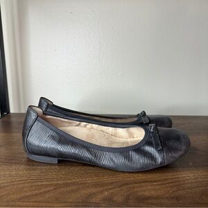 Vionic Black Leather Amorie Baller Flats Sz 9